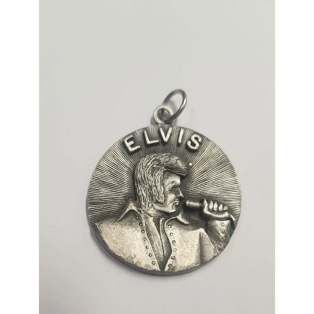 Elvis Pewter Pendant King Of Rock Tribute 1935-1977